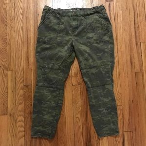 Plus Size Camo Jeggings Ava & Viv Size: 20W